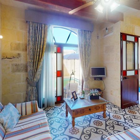 Qala Bed&Breakfast With Swimming Pool - Il-Wenniessa Eksteriør billede