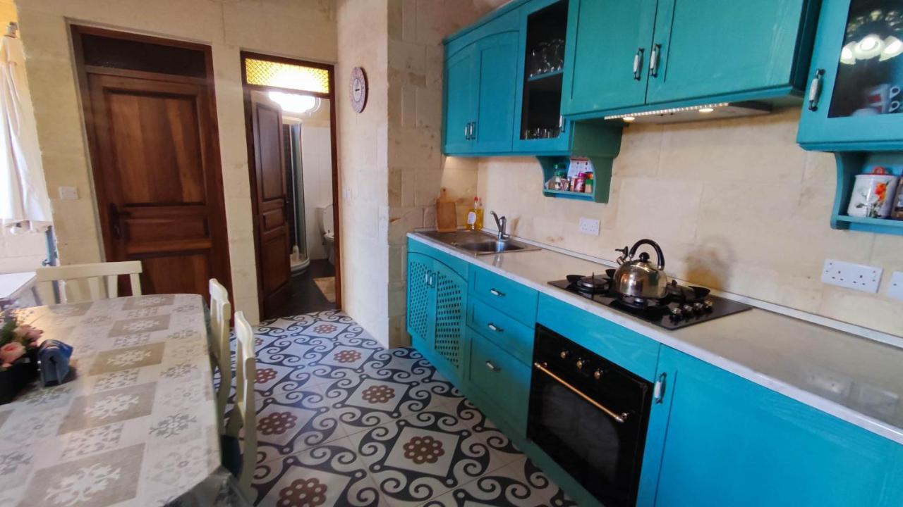 Qala Bed&Breakfast With Swimming Pool - Il-Wenniessa Eksteriør billede