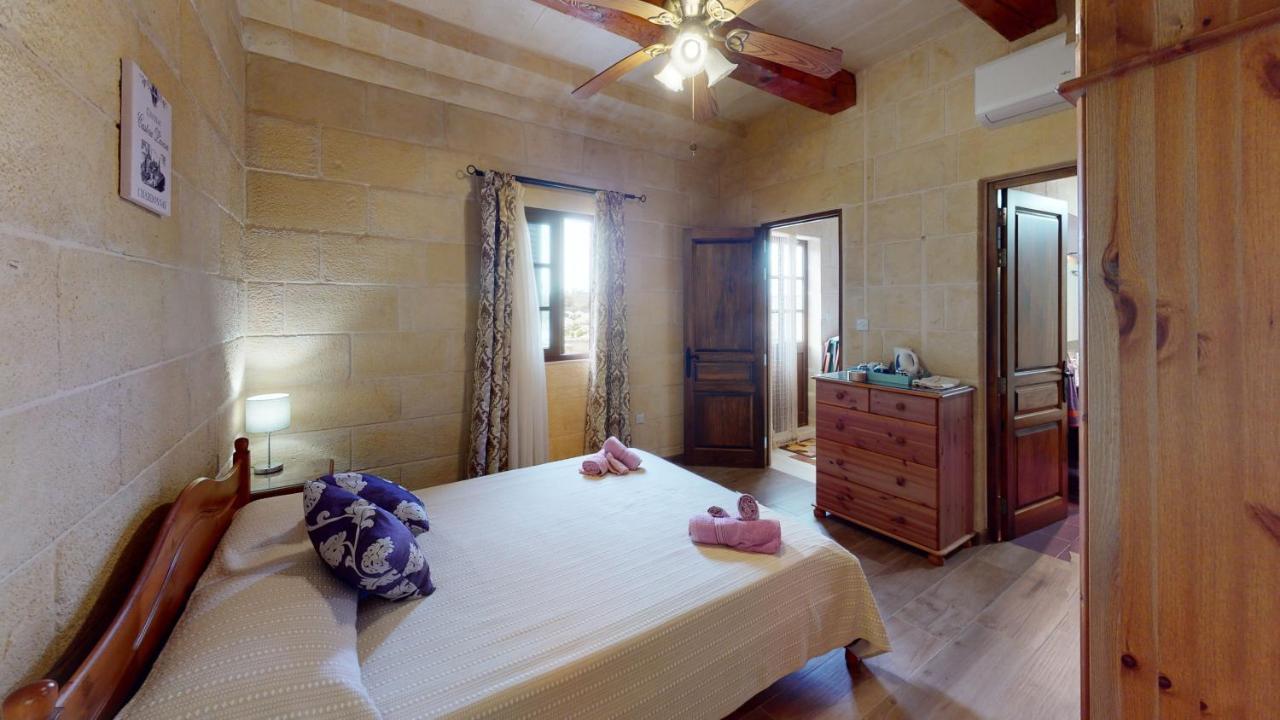 Qala Bed&Breakfast With Swimming Pool - Il-Wenniessa Eksteriør billede
