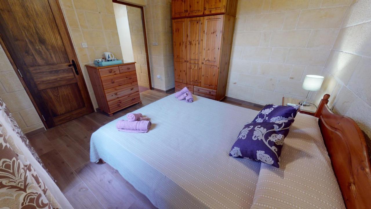Qala Bed&Breakfast With Swimming Pool - Il-Wenniessa Eksteriør billede