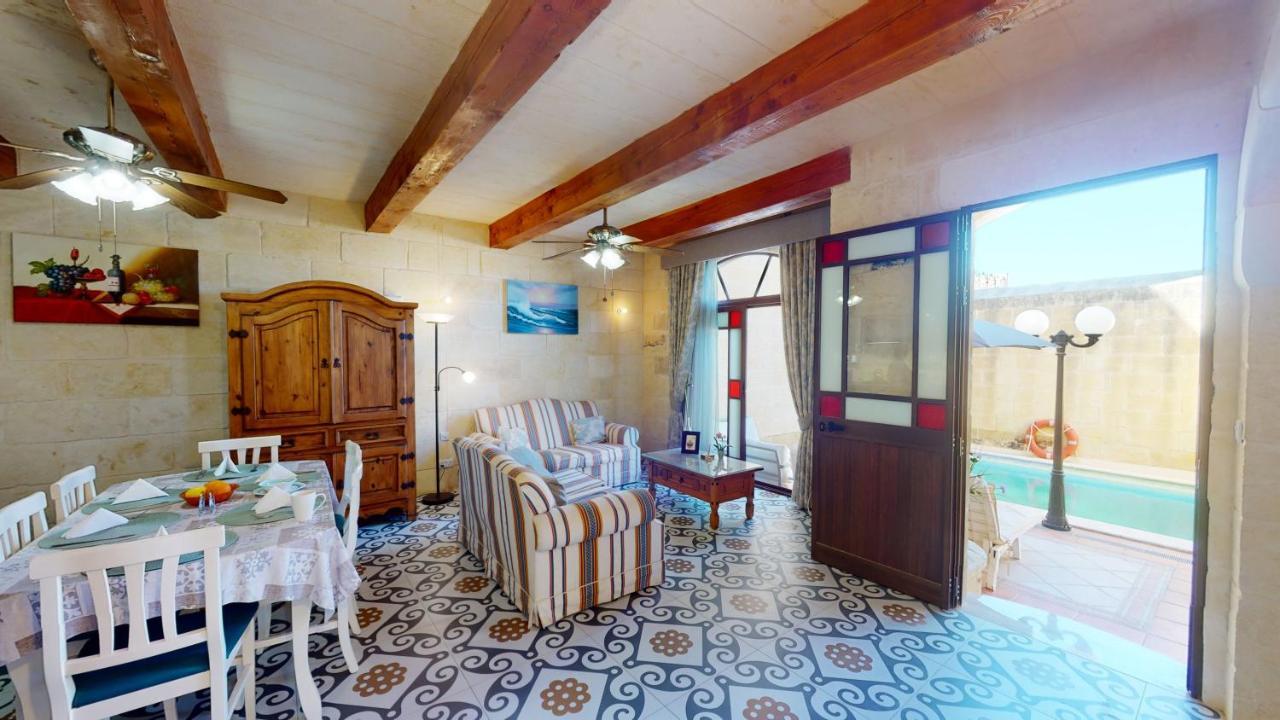 Qala Bed&Breakfast With Swimming Pool - Il-Wenniessa Eksteriør billede