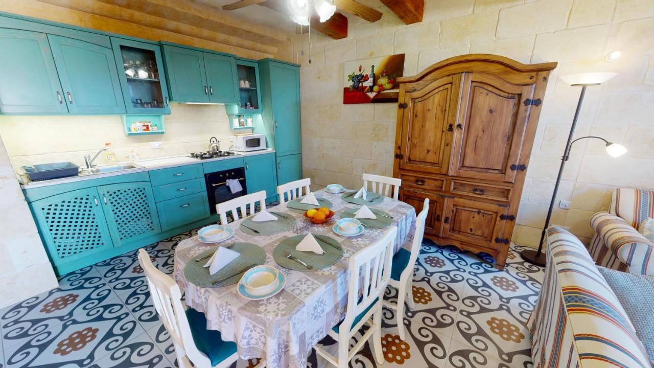 Qala Bed&Breakfast With Swimming Pool - Il-Wenniessa Eksteriør billede